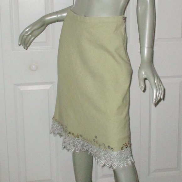 APRIL CORNELL Celery Green Linen/Cotton Embellished Skirt - Picture 2 of 5